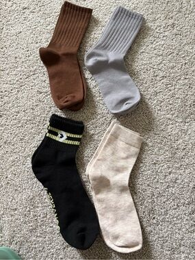 Women’s Crew Socks Pack - Brown, Gray, Black, Cream